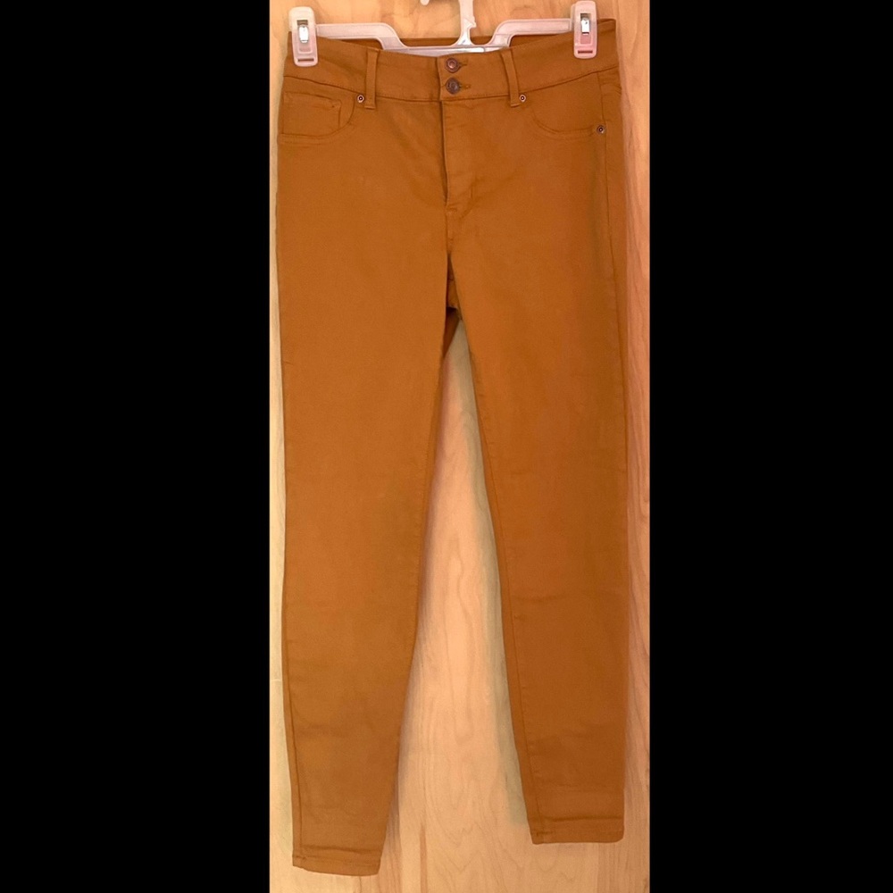 Maurices M Jeans High-Rise Jegging Medium Mustard Yellow - EUC
